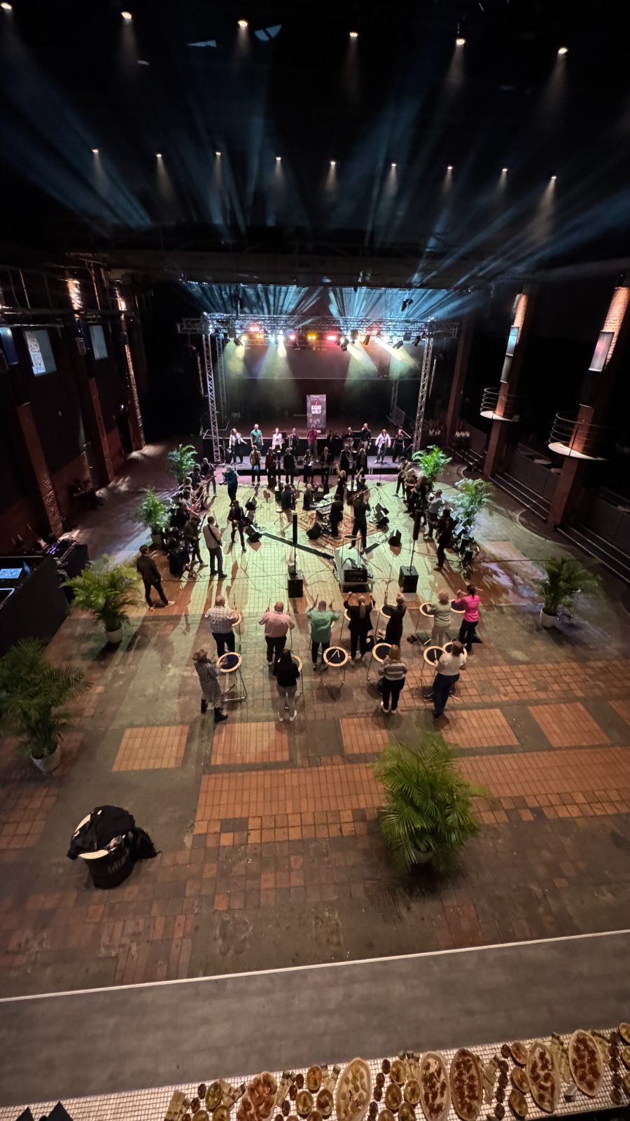 Abendveranstaltung mit Musik-Teambuilding im OstraDome Dresden